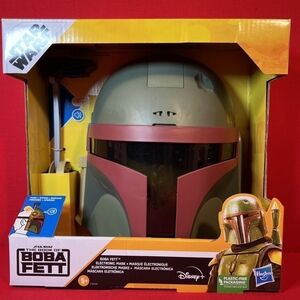 Hasbro Star Wars Boba Fett Electronic Helmet - Green and Red